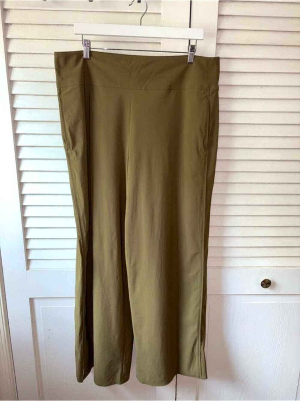 Athleta Cosmic Wide Leg Pants 16 Acacia Olive High Rise Work Travel Stretch - Picture 3 of 5